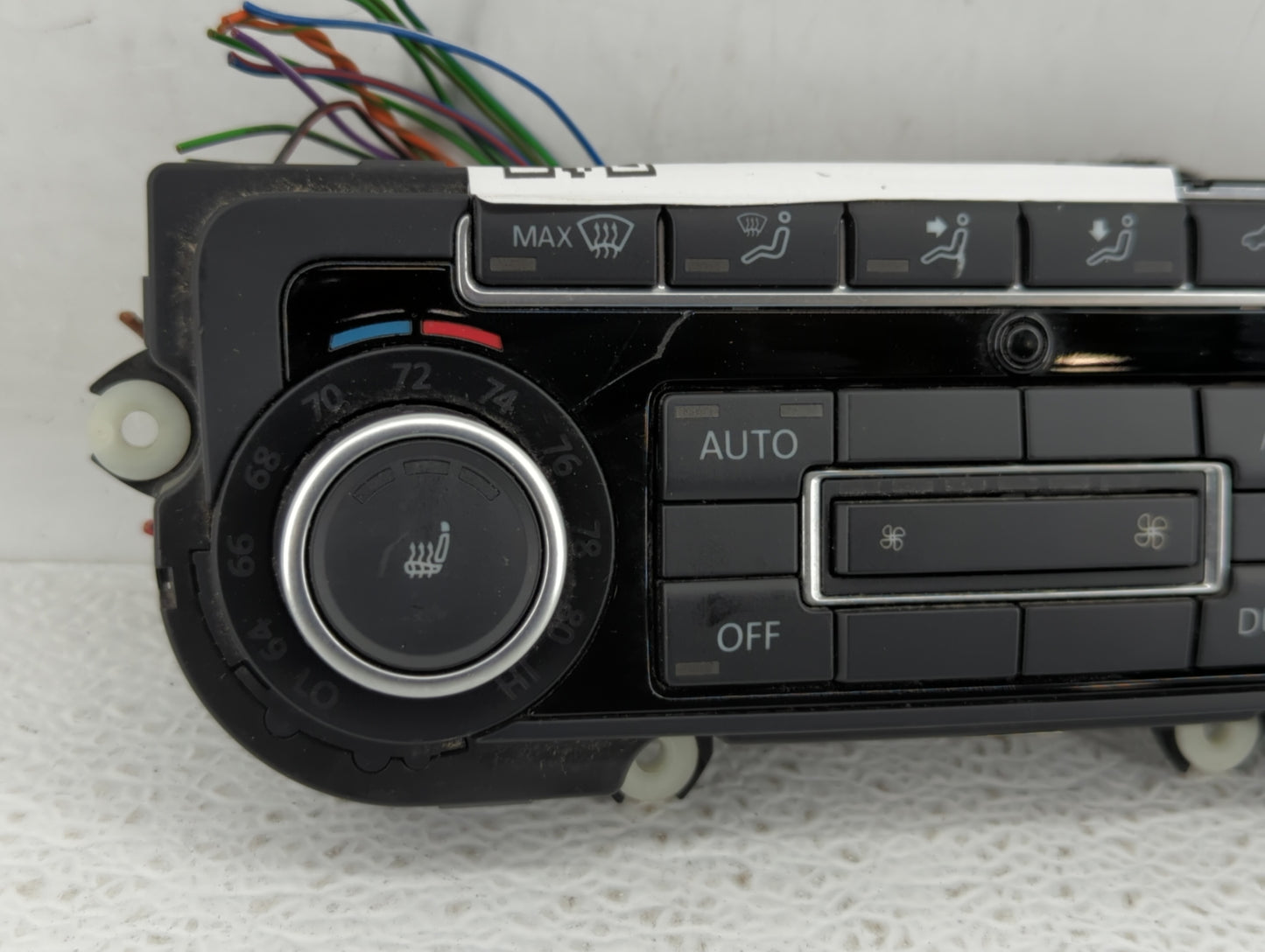 2011-2012 Volkswagen Cc Climate Control Module Temperature AC/Heater Replacement P/N:5K0 907 044 EK 5K0 907 044 DN Fits OEM 
