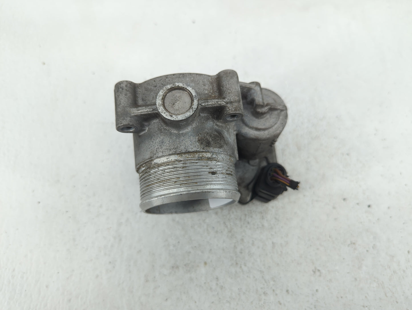 2009-2017 Volkswagen Cc Throttle Body P/N:06F 133 062 G 06F 133 062 Q Fits OEM Used Auto Parts - Oemusedautoparts1.com