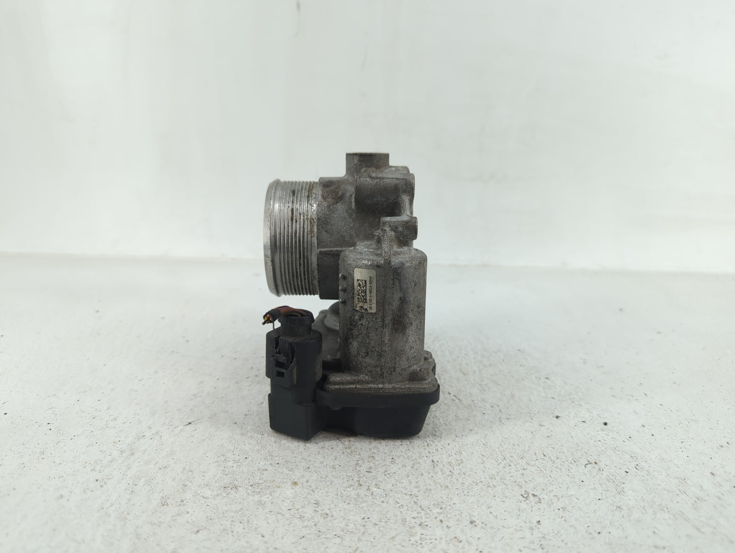 2009-2017 Volkswagen Cc Throttle Body P/N:06F 133 062 G 06F 133 062 Q Fits OEM Used Auto Parts - Oemusedautoparts1.com