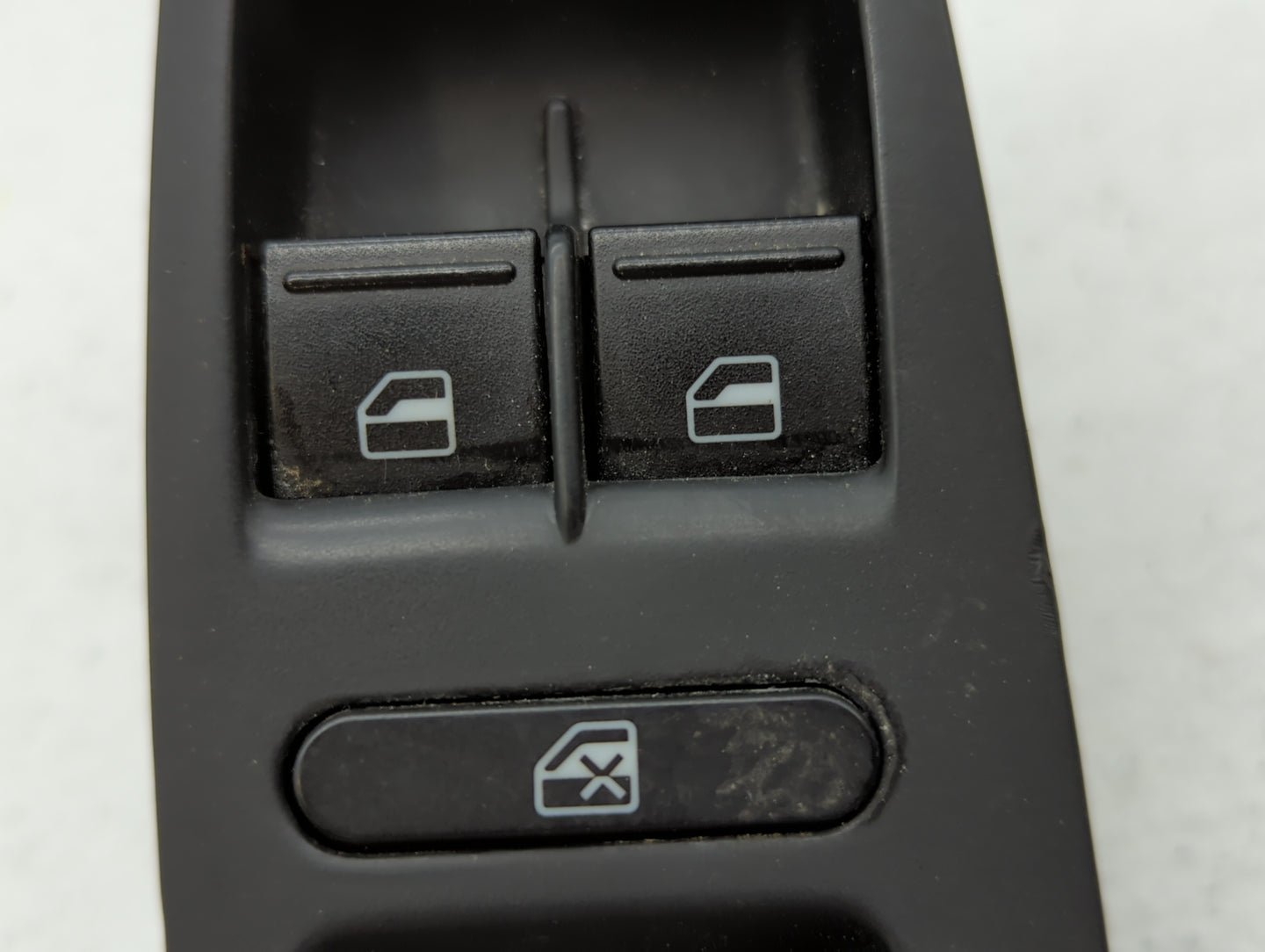 2009-2017 Volkswagen Cc Master Power Window Switch Replacement Driver Side Left P/N:1K4 959 857 C 1K0 959 565 K Fits OEM Use
