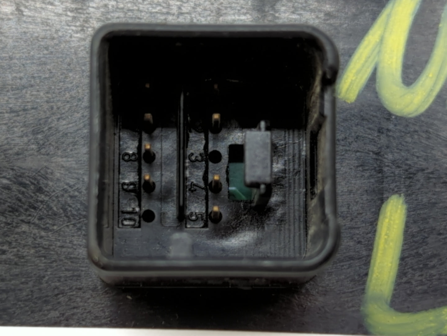 2009-2017 Volkswagen Cc Master Power Window Switch Replacement Driver Side Left P/N:1K4 959 857 C 1K0 959 565 K Fits OEM Use