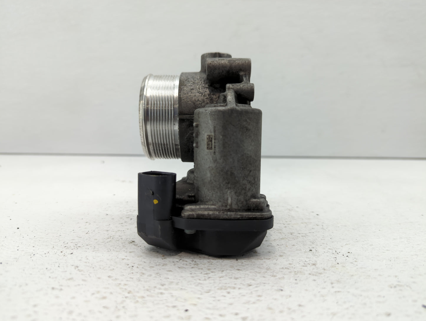 2009-2017 Volkswagen Cc Throttle Body P/N:06F 133 062 T 06F 133 062 Q Fits OEM Used Auto Parts - Oemusedautoparts1.com