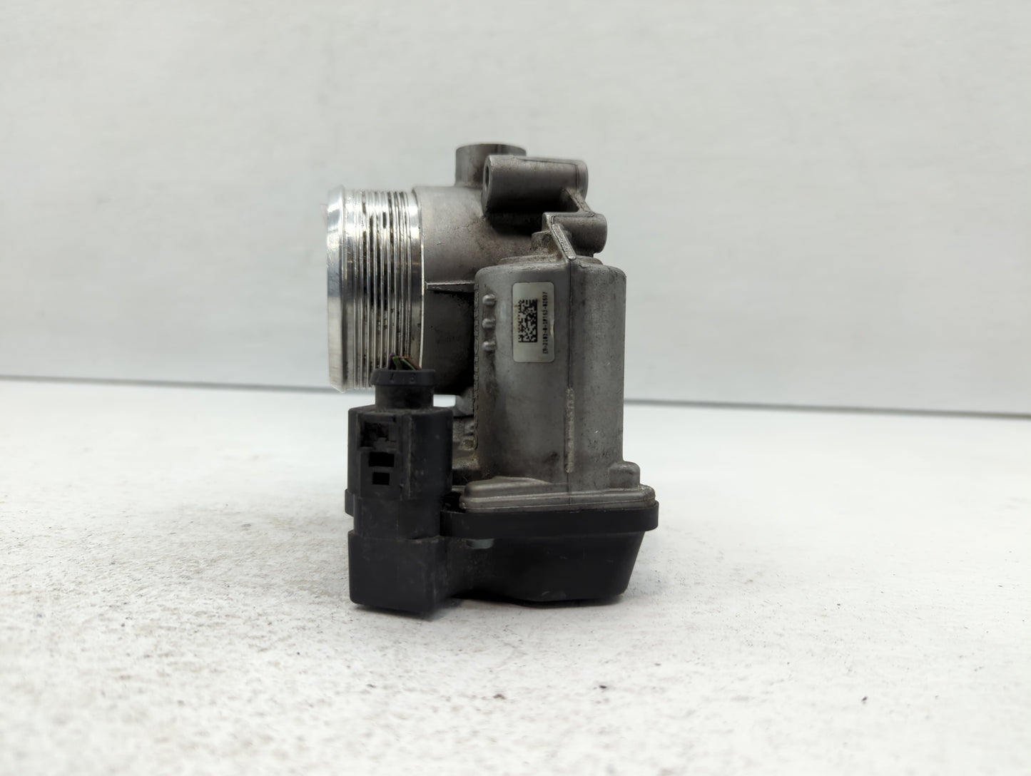 2009-2017 Volkswagen Cc Throttle Body P/N:06F 133 062 J Fits OEM Used Auto Parts - Oemusedautoparts1.com