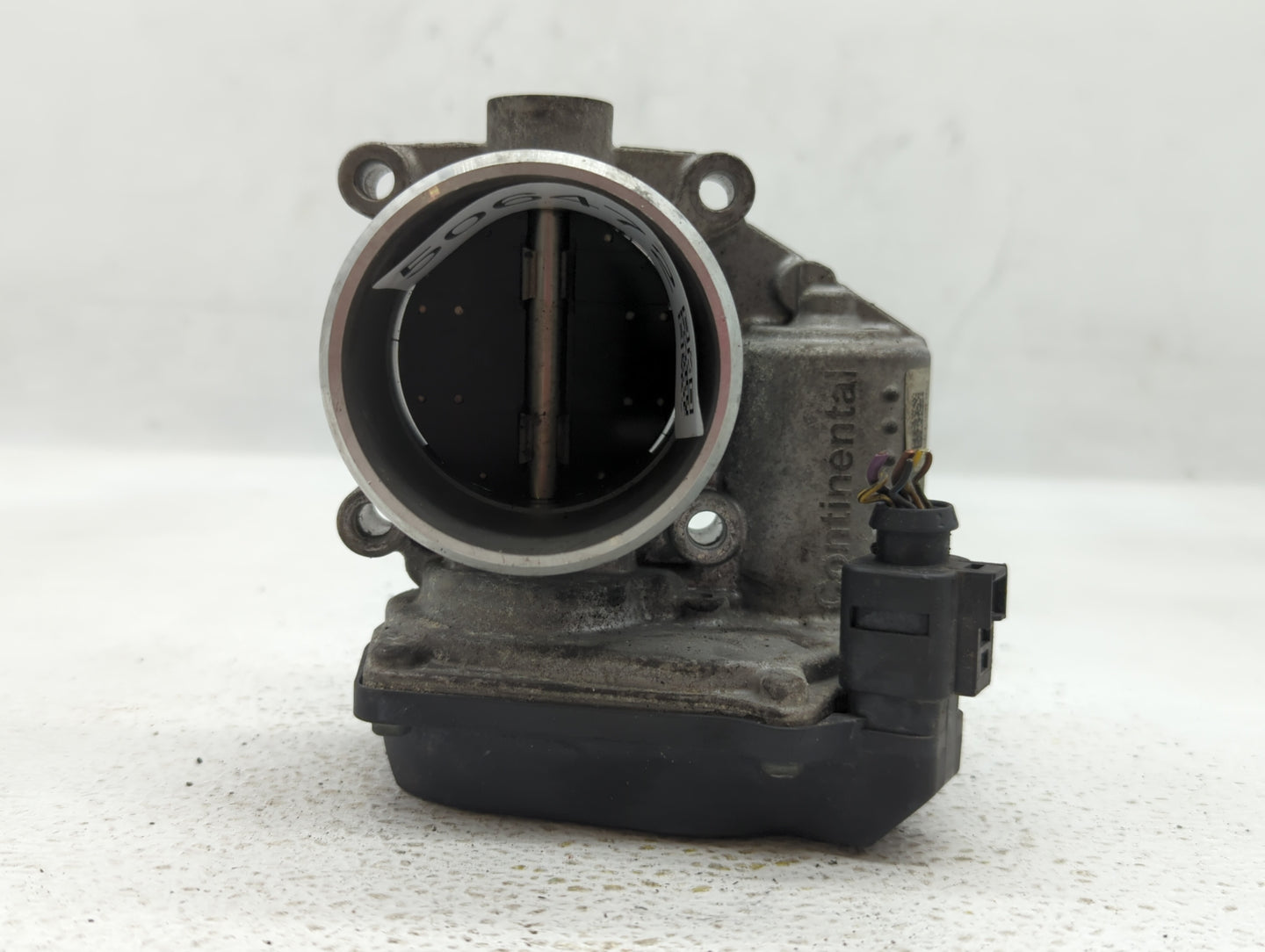 2009-2017 Volkswagen Cc Throttle Body P/N:06F 133 062 Q 06F 133 062 J Fits OEM Used Auto Parts - Oemusedautoparts1.com