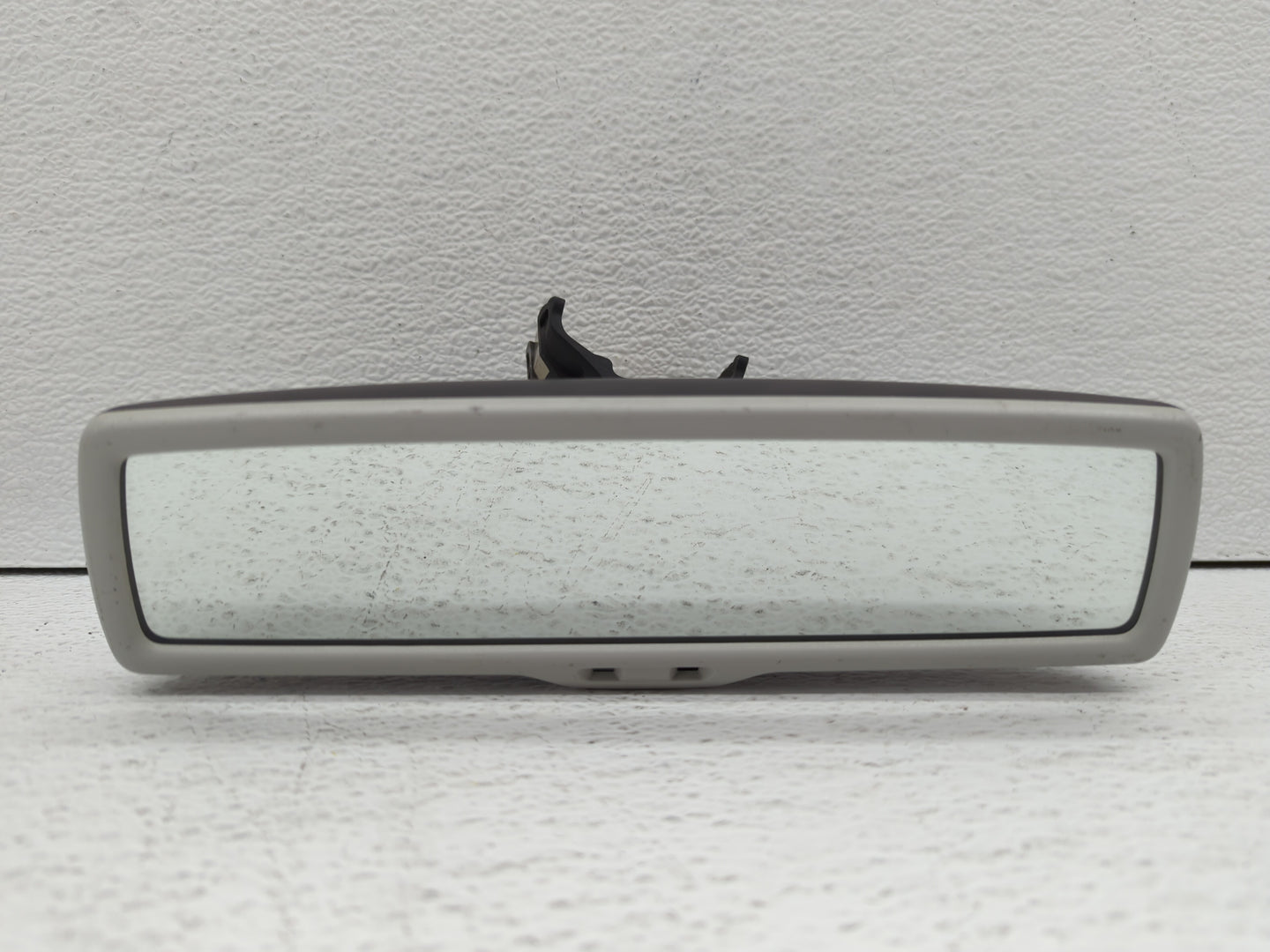 2009-2012 Volkswagen Cc Interior Rear View Mirror Replacement OEM P/N:E11026141 Fits OEM Used Auto Parts - Oemusedautoparts1