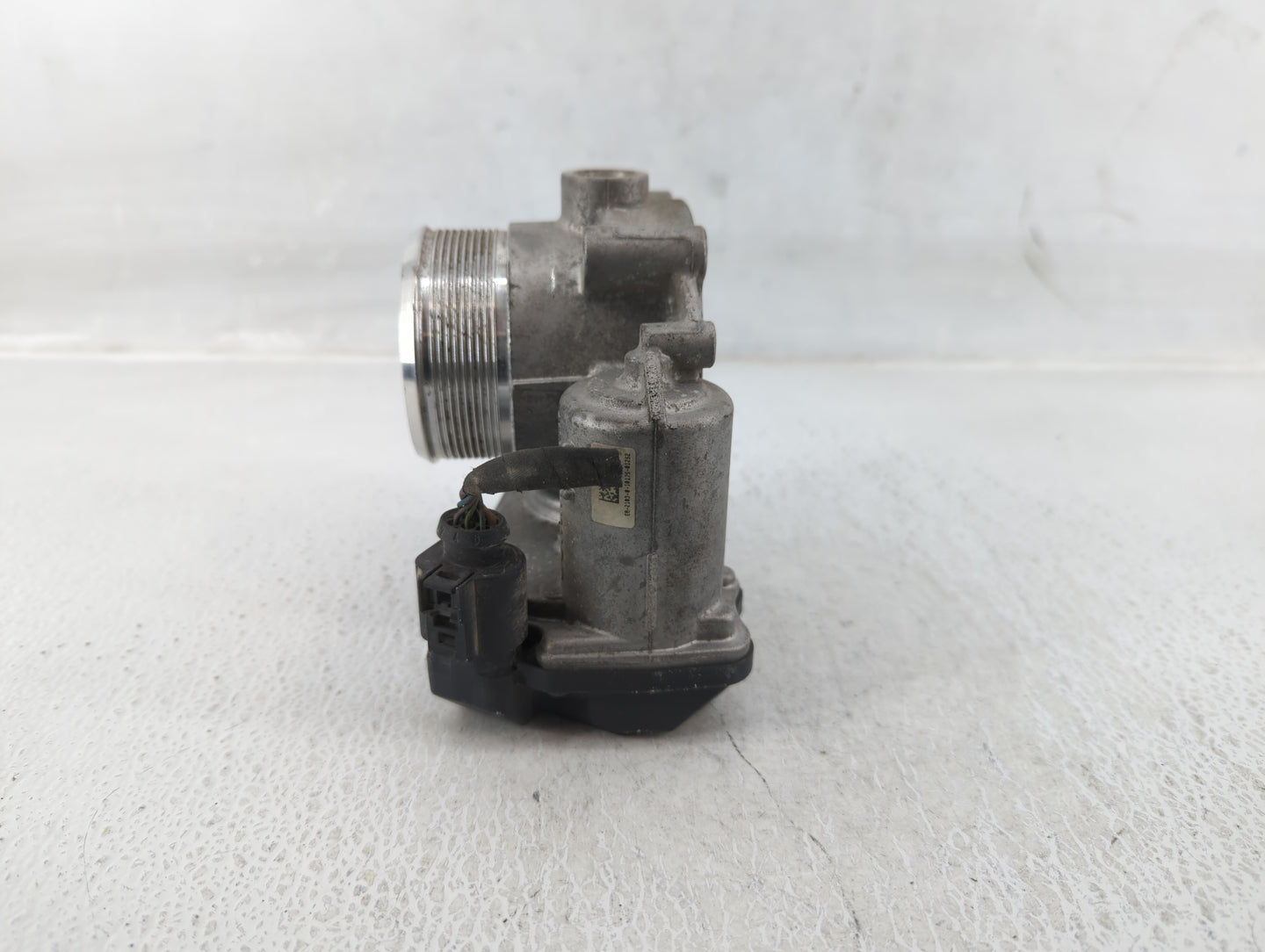 2009-2017 Volkswagen Cc Throttle Body P/N:06F 133 062 Q Fits OEM Used Auto Parts - Oemusedautoparts1.com