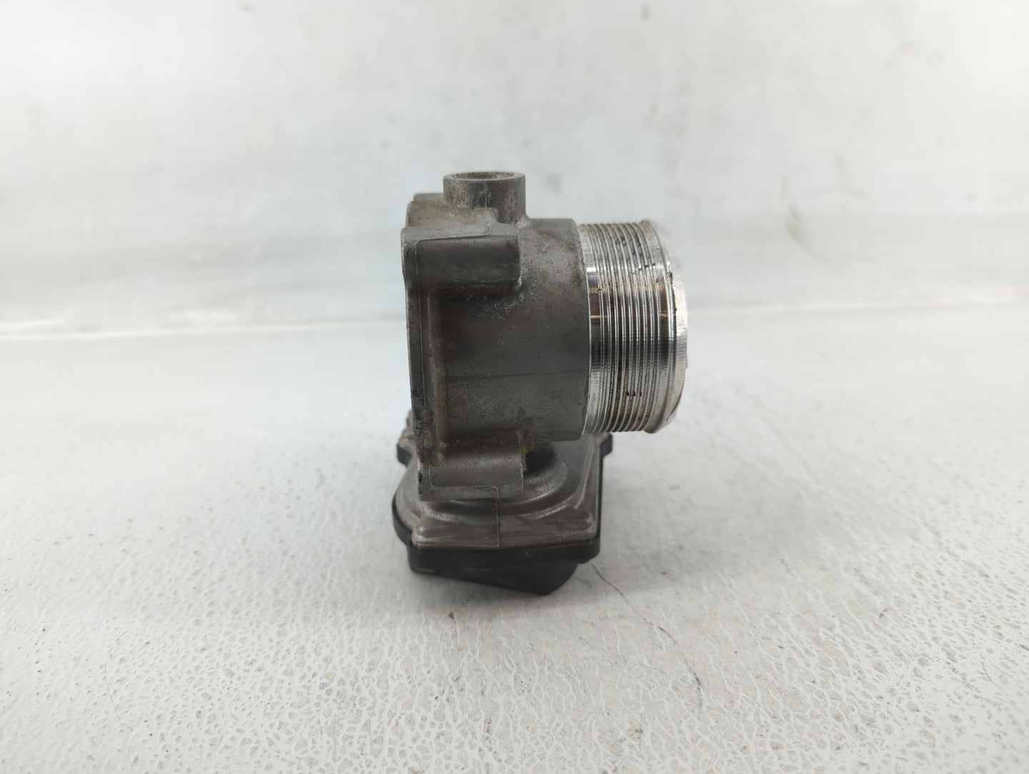 2009-2017 Volkswagen Cc Throttle Body P/N:06F 133 062 Q Fits OEM Used Auto Parts - Oemusedautoparts1.com