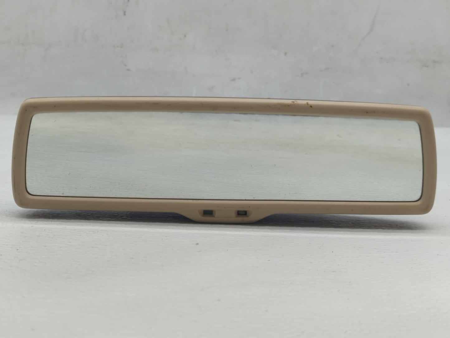 2009-2012 Volkswagen Cc Interior Rear View Mirror Replacement OEM P/N:GNTX-398 IE1102614 Fits OEM Used Auto Parts - Oemuseda