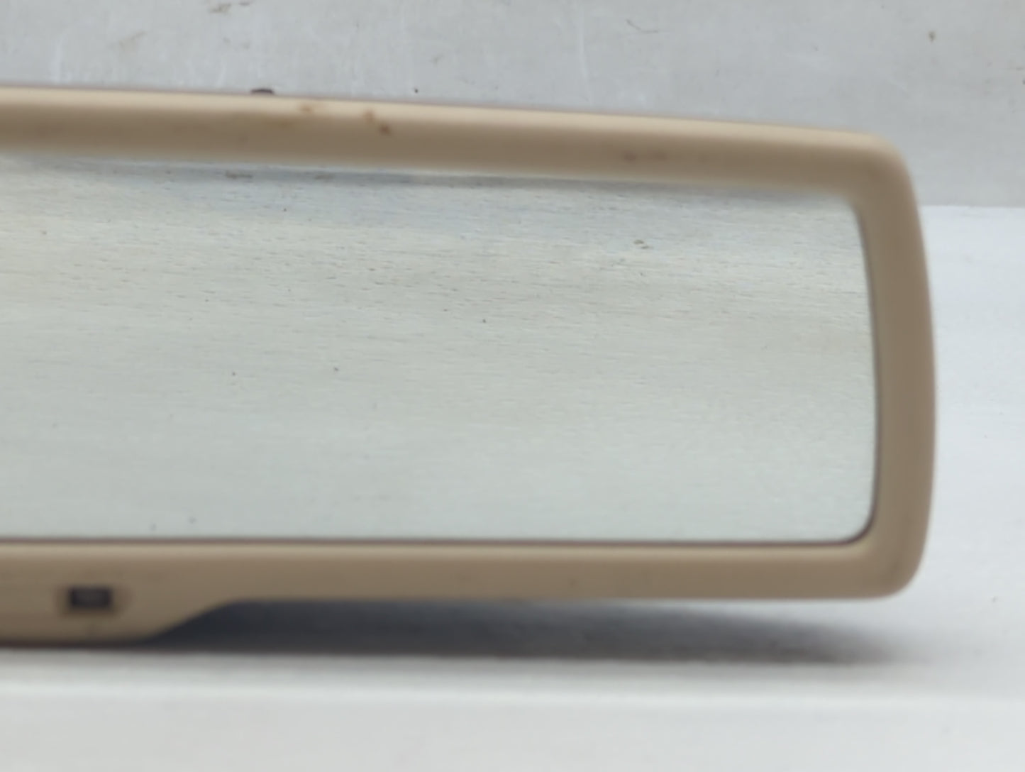 2009-2012 Volkswagen Cc Interior Rear View Mirror Replacement OEM P/N:GNTX-398 IE1102614 Fits OEM Used Auto Parts - Oemuseda