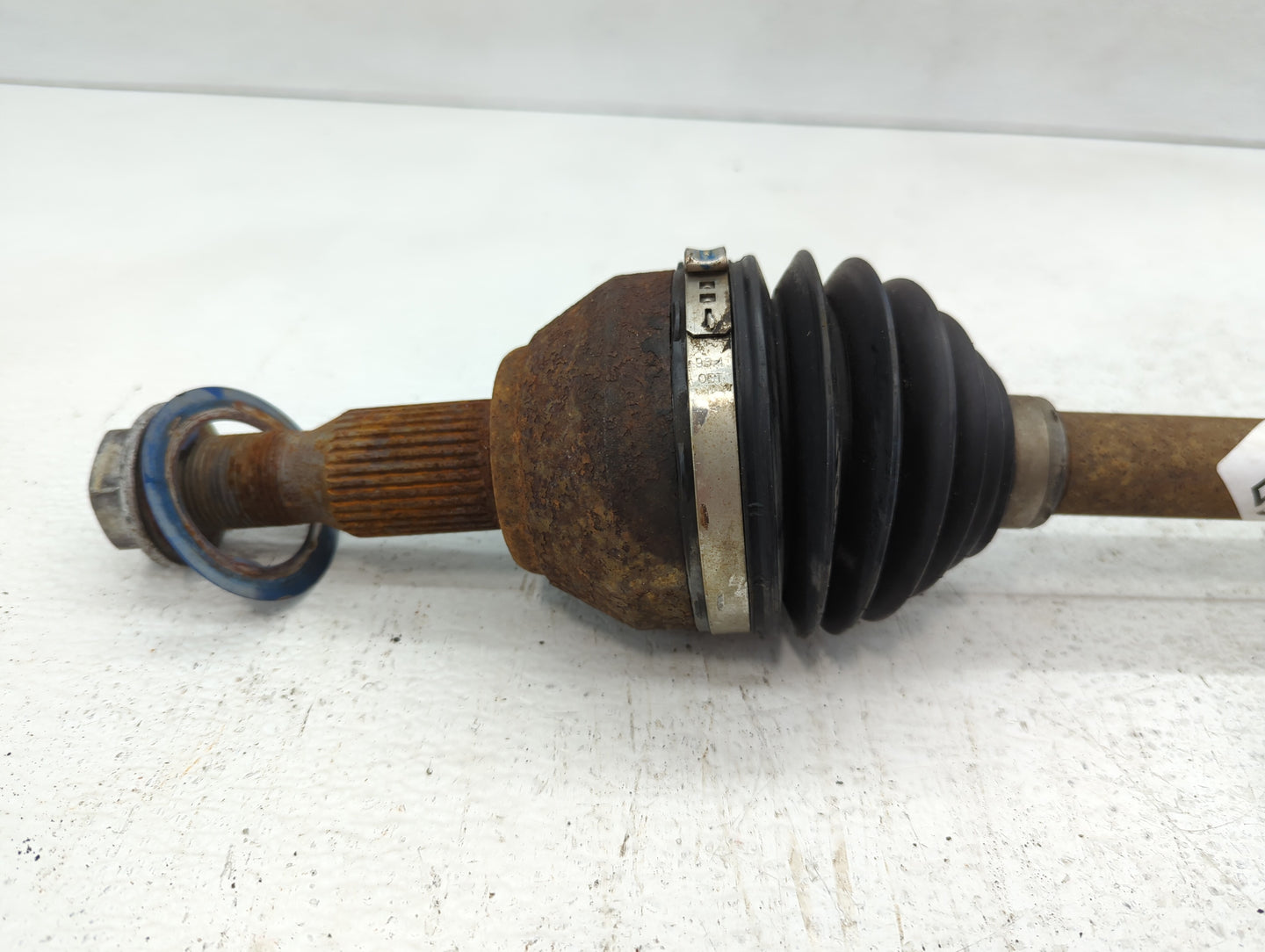 2011-2017 Volkswagen Cc Axle Shaft Front Passenger Cv C/v - Oemusedautoparts1.com