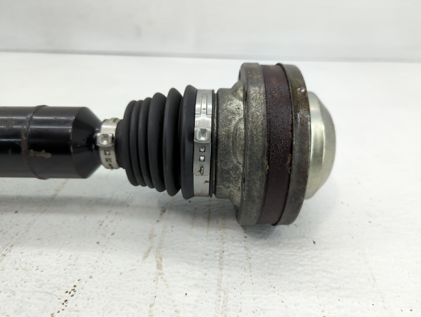 2011-2017 Volkswagen Cc Axle Shaft Front Passenger Cv C/v - Oemusedautoparts1.com
