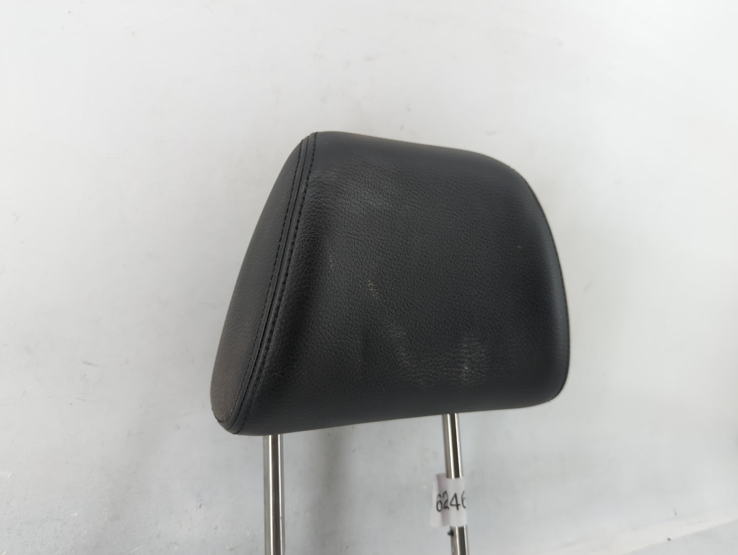 2011 Volkswagen Cc Headrest Head Rest Front Driver Passenger Seat Fits Fits 2000 2001 OEM Used Auto Parts - Oemusedautoparts