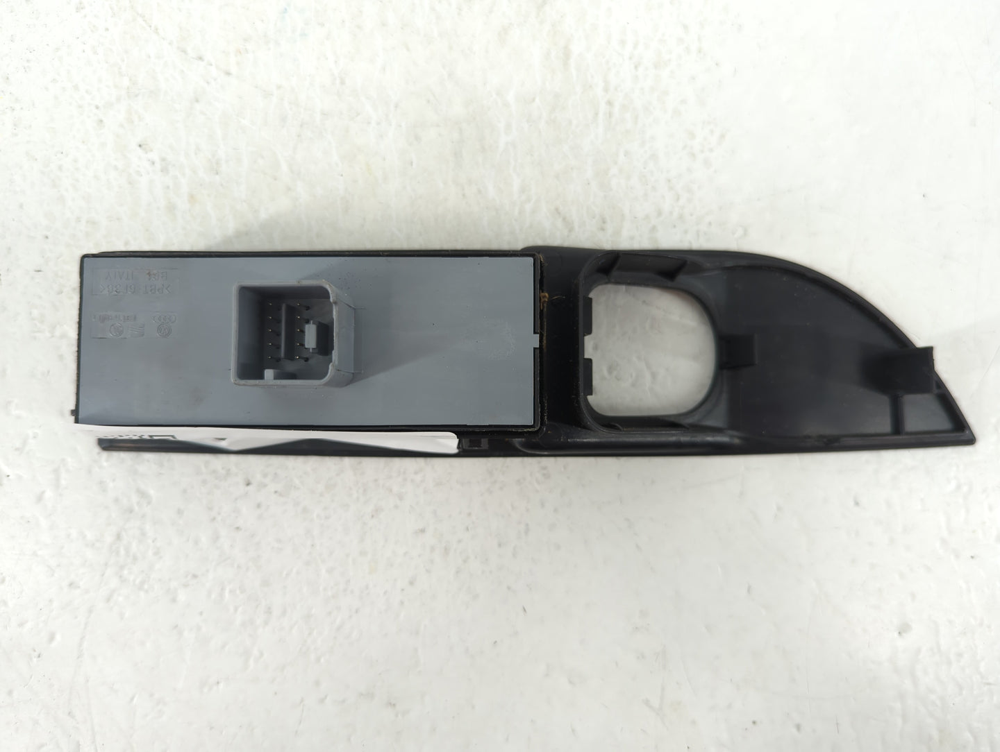 2009-2017 Volkswagen Cc Master Power Window Switch Replacement Driver Side Left P/N:1K49598578 Fits OEM Used Auto Parts - Oe