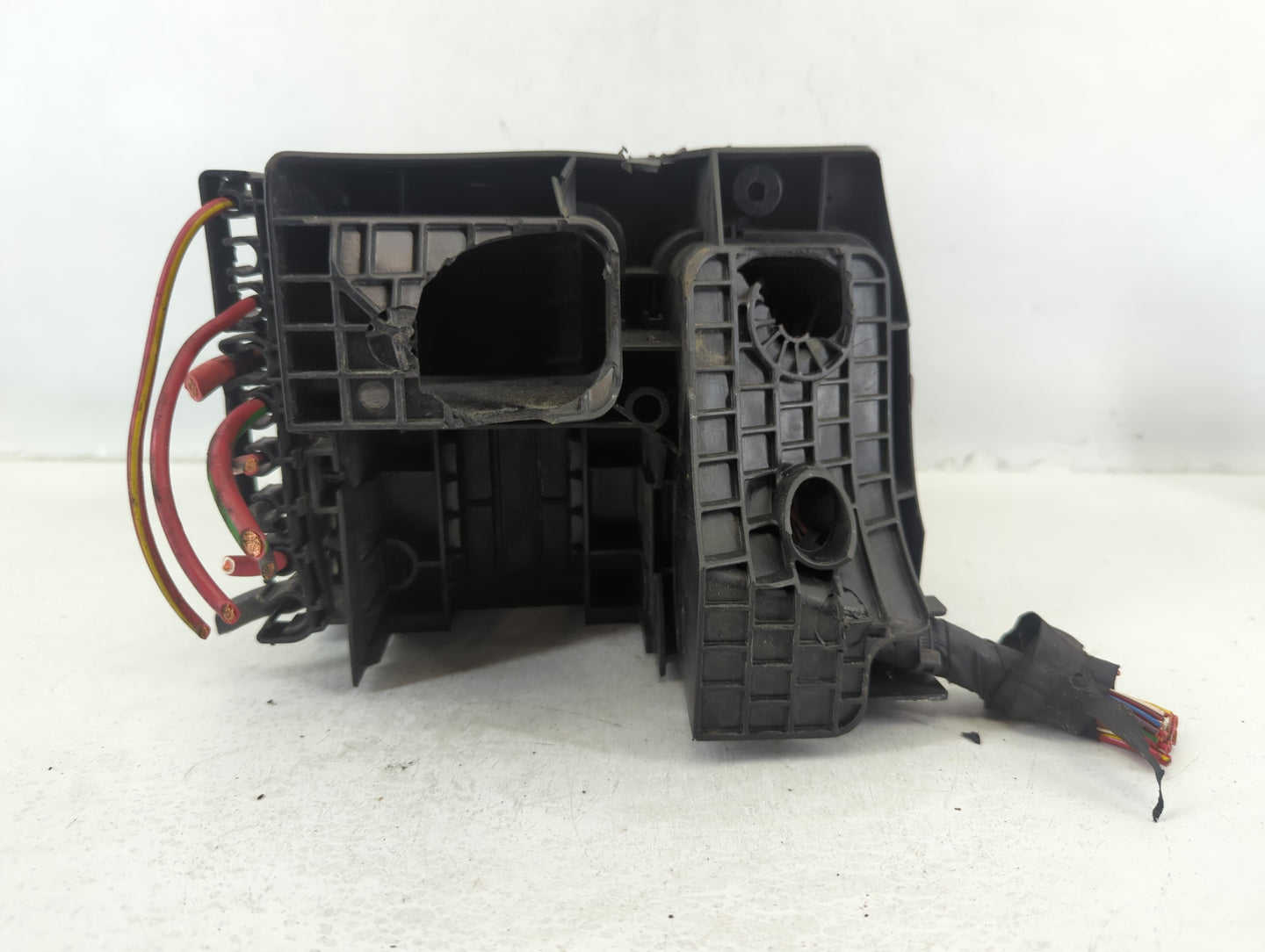 2009-2012 Volkswagen Cc Fusebox Fuse Box Panel Relay Module P/N:6359-2777 3C0 937 125 Fits Fits 2009 2010 2011 2012 OEM Used
