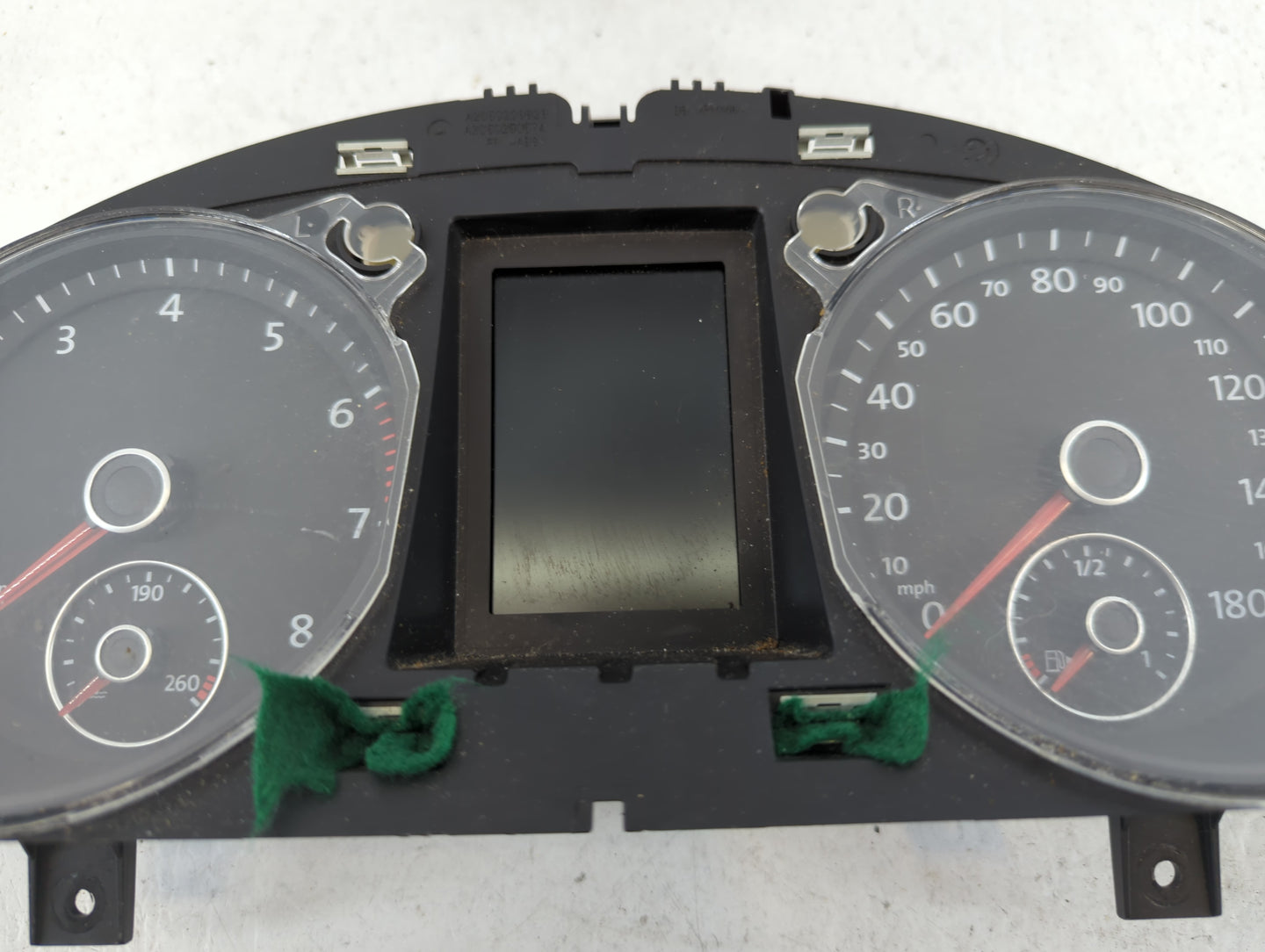 2010-2011 Volkswagen Cc Instrument Cluster Speedometer Gauges P/N:3C8920 970M Fits Fits 2010 2011 OEM Used Auto Parts - Oemu