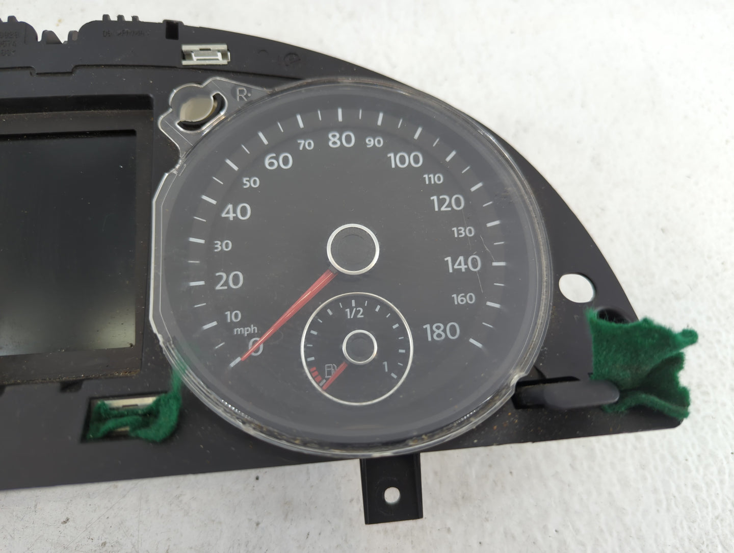 2010-2011 Volkswagen Cc Instrument Cluster Speedometer Gauges P/N:3C8920 970M Fits Fits 2010 2011 OEM Used Auto Parts - Oemu