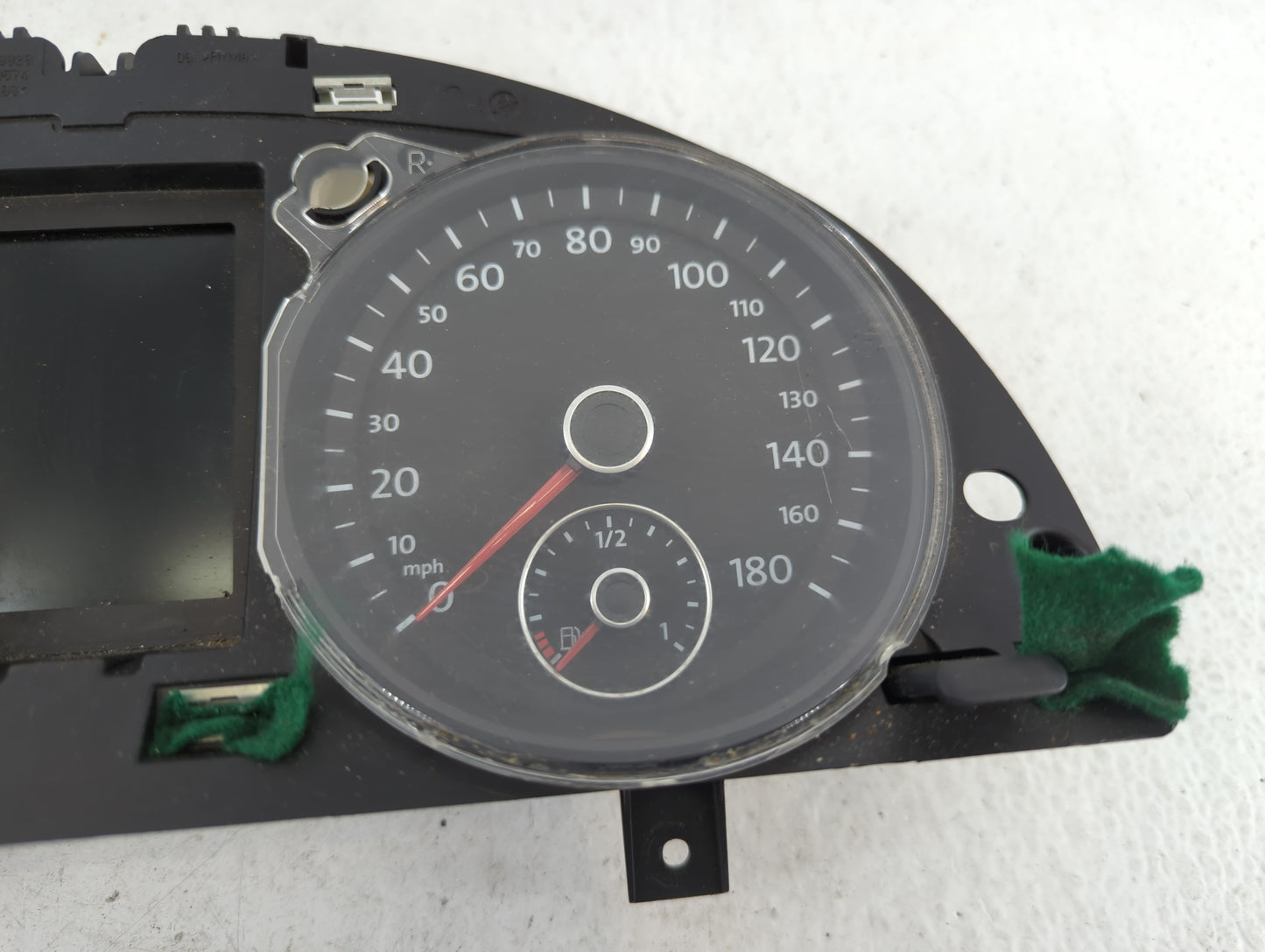 2010-2011 Volkswagen Cc Instrument Cluster Speedometer Gauges P/N:3C8920 970M Fits Fits 2010 2011 OEM Used Auto Parts - Oemu