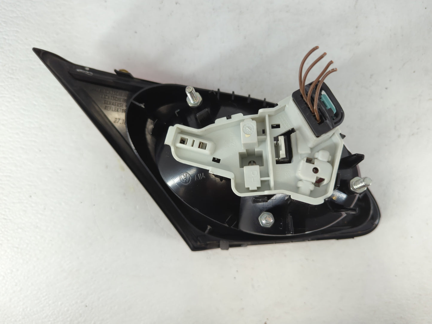 2011-2012 Volkswagen Cc Tail Light Assembly Passenger Right OEM P/N:3C89450945 Fits Fits 2011 2012 OEM Used Auto Parts - Oem