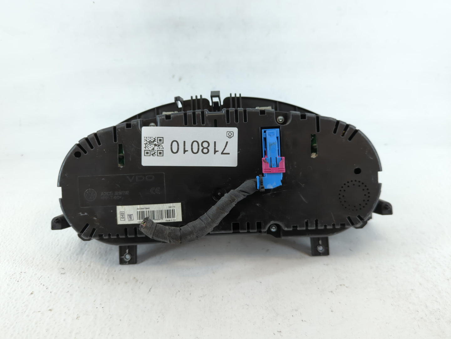 2010-2011 Volkswagen Cc Instrument Cluster Speedometer Gauges P/N:3C8920 970M Fits Fits 2010 2011 OEM Used Auto Parts - Oemu