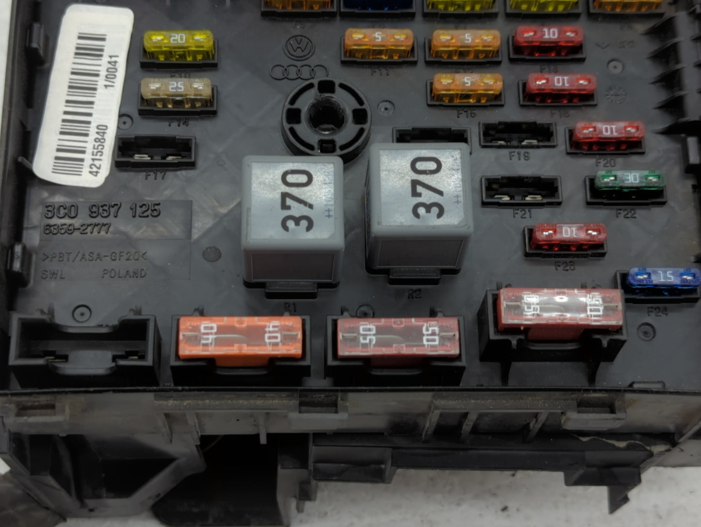 2009-2012 Volkswagen Cc Fusebox Fuse Box Panel Relay Module P/N:6359-2777 3C0 937 125 Fits Fits 2009 2010 2011 2012 OEM Used