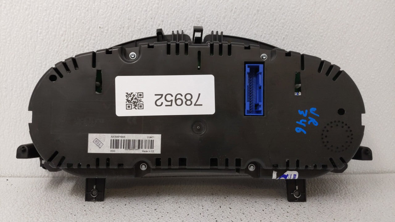 2010-2011 Volkswagen Cc Instrument Cluster Speedometer Gauges P/N:3C8920970M Fits Fits 2010 2011 OEM Used Auto Parts - Oemus