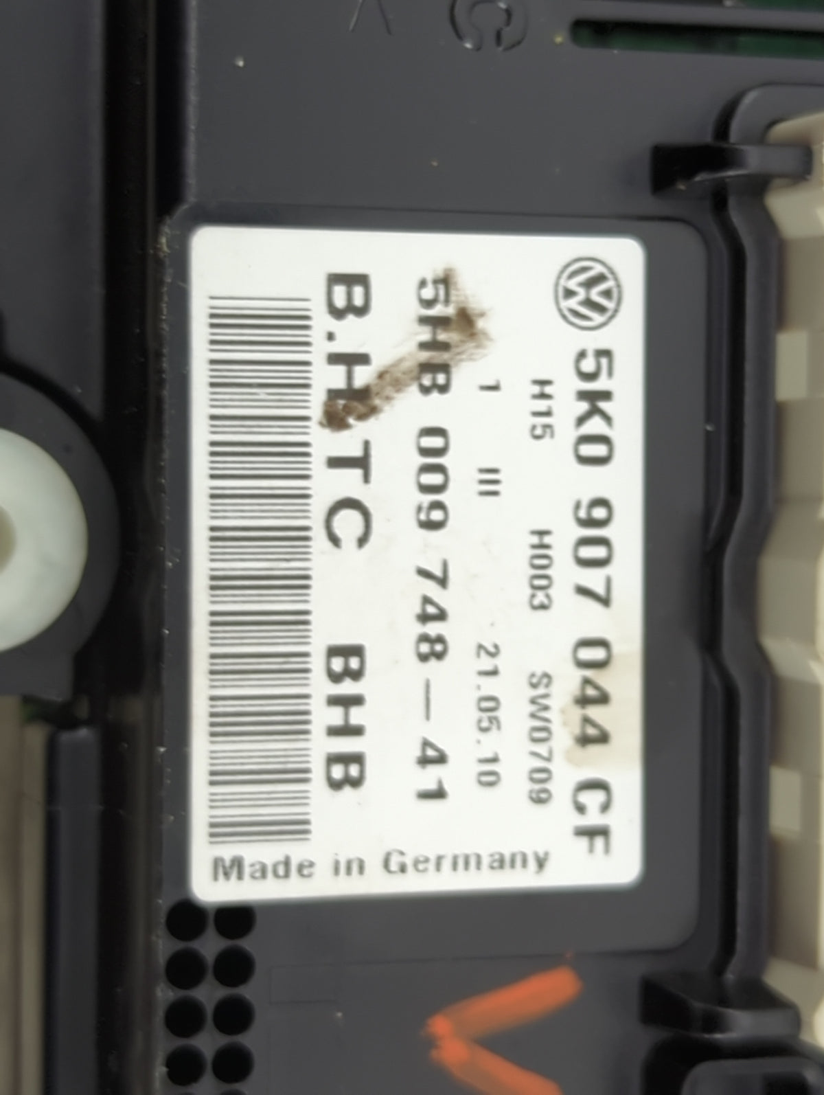 2009-2010 Volkswagen Eos Climate Control Module Temperature AC/Heater Replacement P/N:5K0907044CF 5HB009748-41 Fits OEM Used