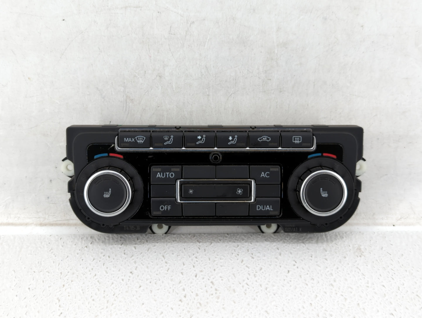 2011 Volkswagen Eos Climate Control Module Temperature AC/Heater Replacement P/N:5K0 907 044 CF 5HB 009 748-41 Fits Fits 201