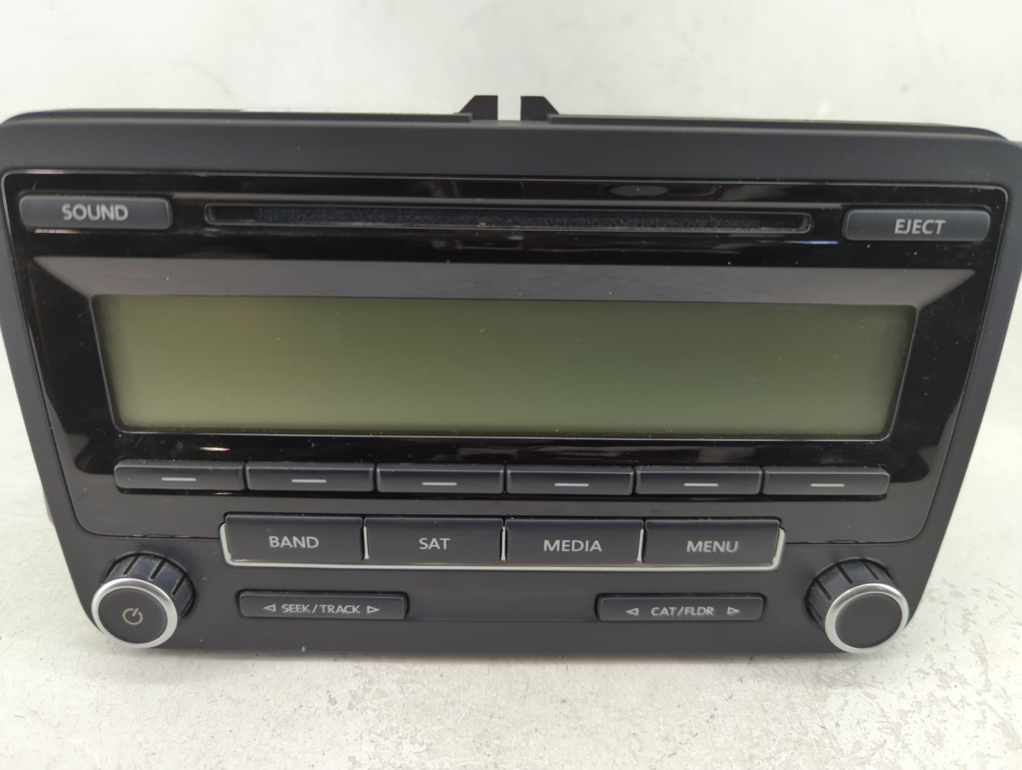 2010-2011 Volkswagen Golf Radio AM FM Cd Player Receiver Replacement P/N:1K0035164 Fits Fits 2010 2011 2012 2013 2014 OEM Us