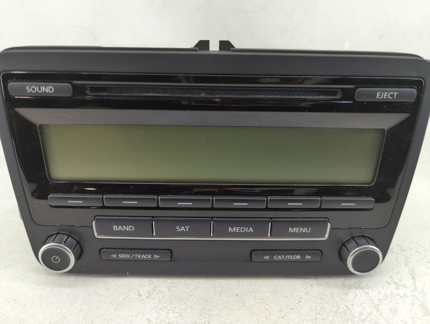 2010-2011 Volkswagen Golf Radio AM FM Cd Player Receiver Replacement P/N:1K0035164 Fits Fits 2010 2011 2012 2013 2014 OEM Us