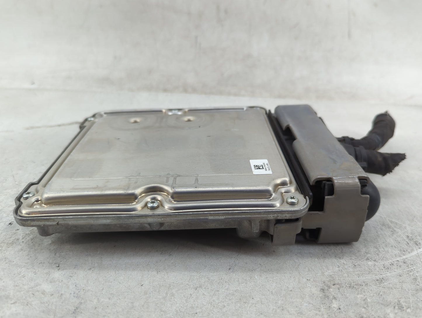 2011 Volkswagen Golf PCM Engine Control Computer ECU ECM PCU OEM P/N:0 261 S05 977 1K0 907 115 AQ Fits OEM Used Auto Parts -