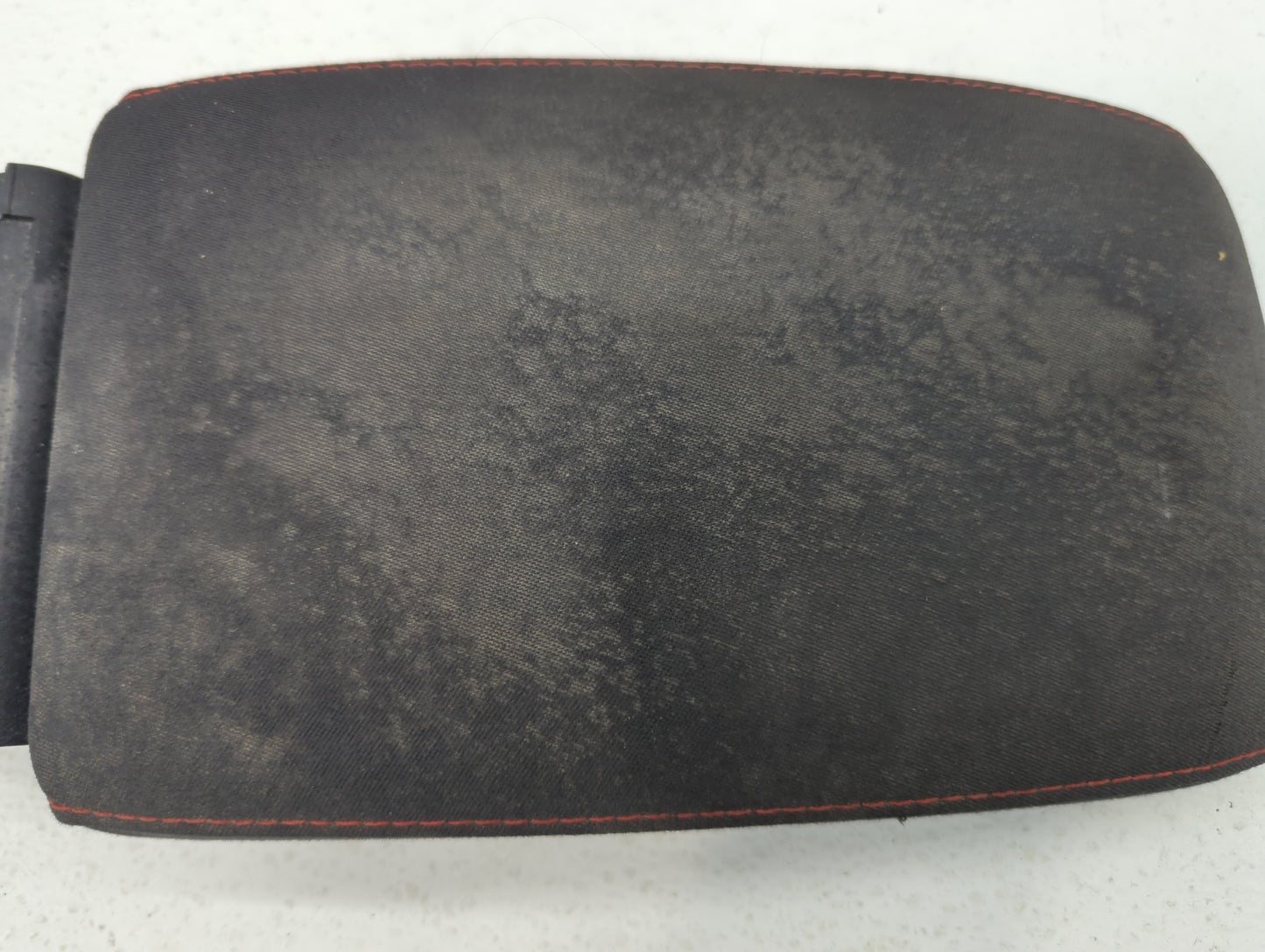 2011 Volkswagen Golf Center Console Armrest Cover Lid Black - Oemusedautoparts1.com