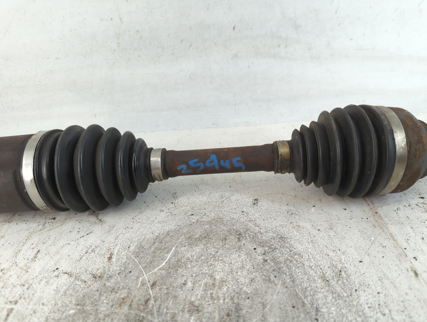 Volkswagen Golf Gti Axle Shaft Front Passenger Cv C/v - Oemusedautoparts1.com