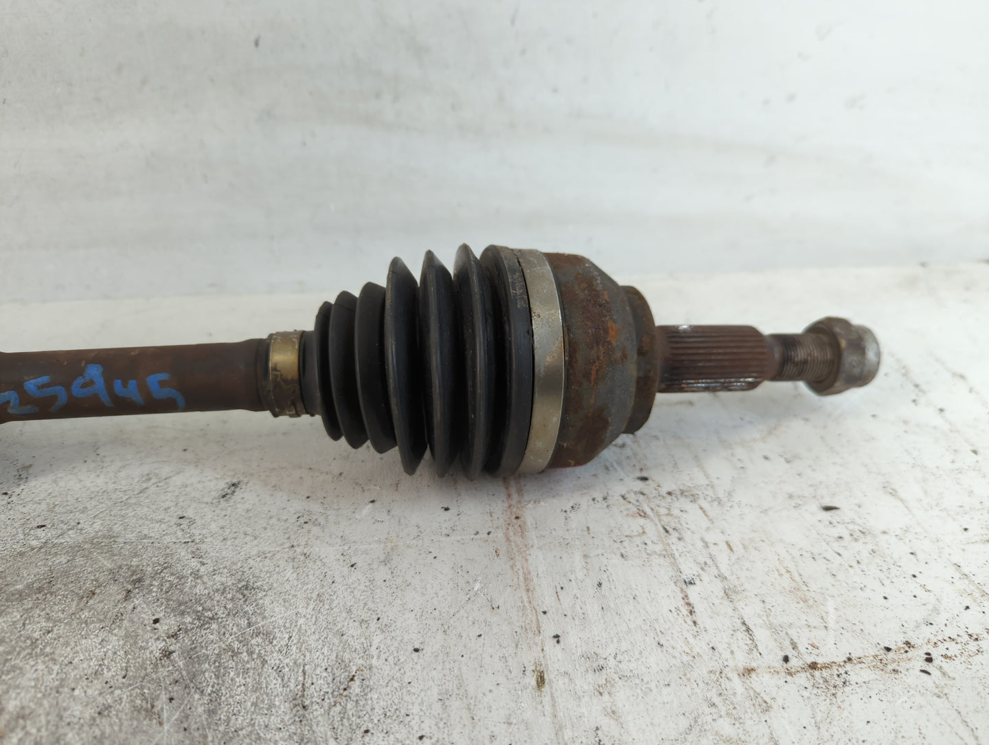 Volkswagen Golf Gti Axle Shaft Front Passenger Cv C/v - Oemusedautoparts1.com