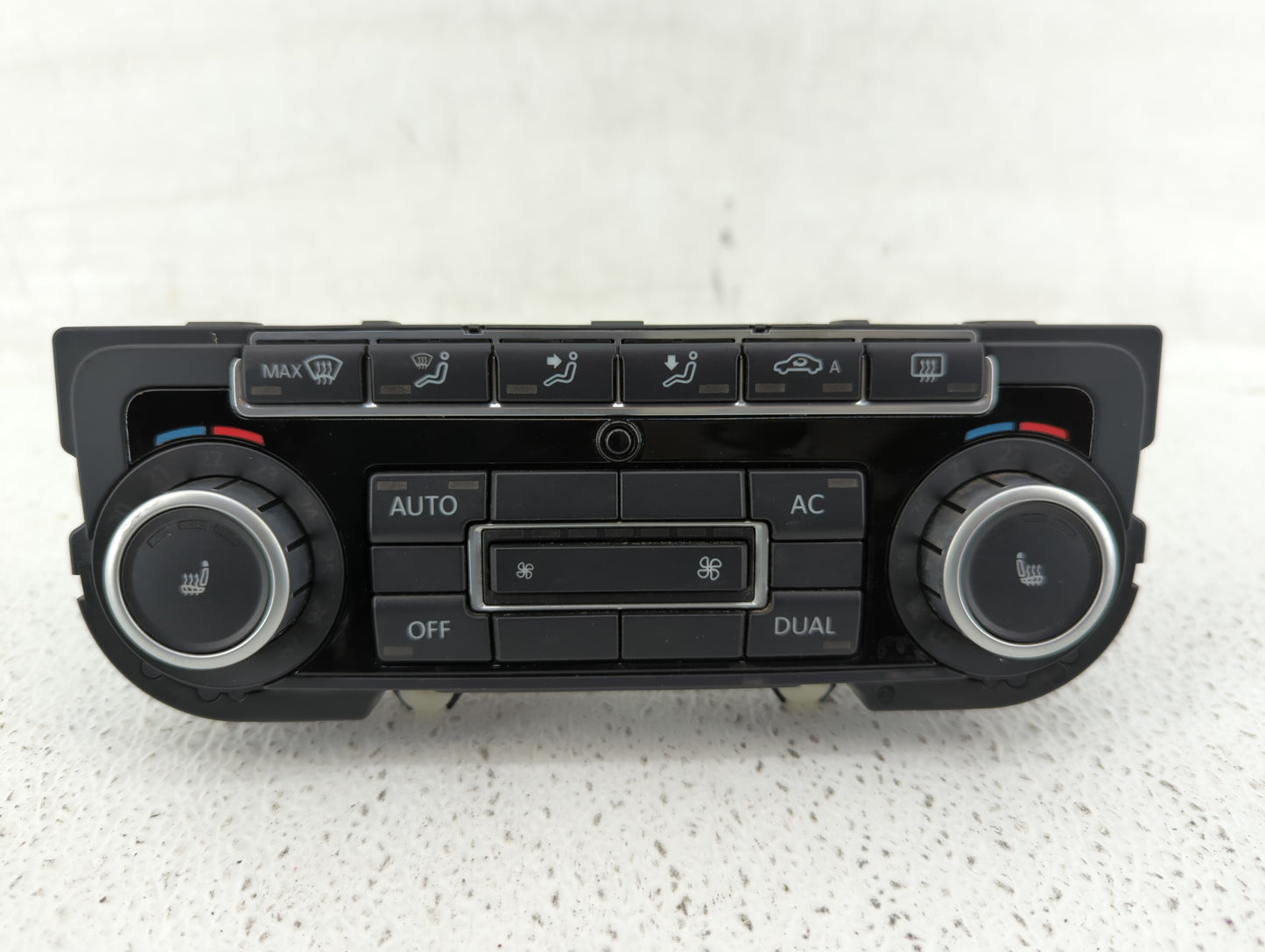 2010-2011 Volkswagen Gti Climate Control Module Temperature AC/Heater Replacement P/N:3C8 907 336AJ 5K0 907 044 BT Fits OEM 