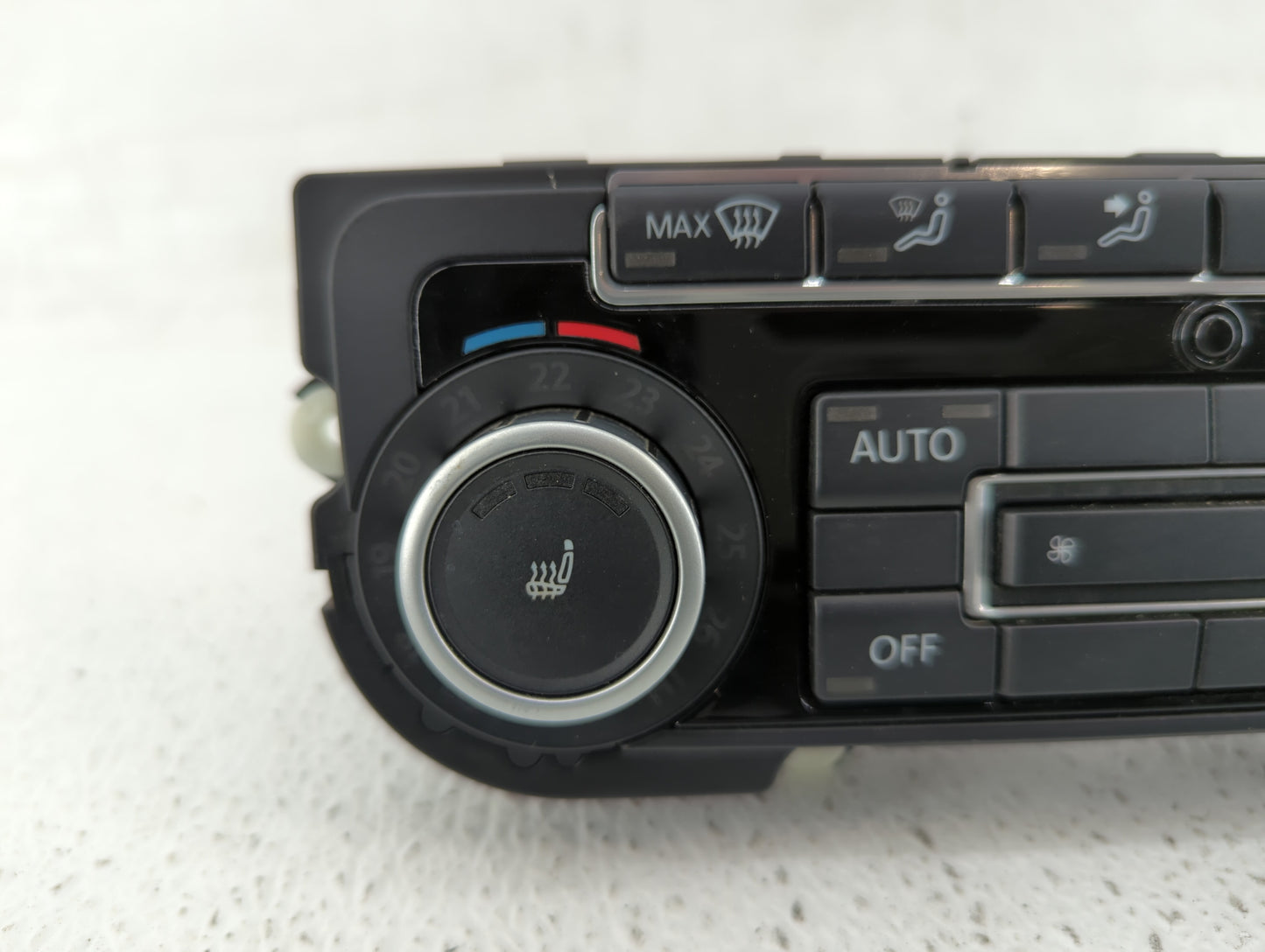 2010-2011 Volkswagen Gti Climate Control Module Temperature AC/Heater Replacement P/N:3C8 907 336AJ 5K0 907 044 BT Fits OEM 