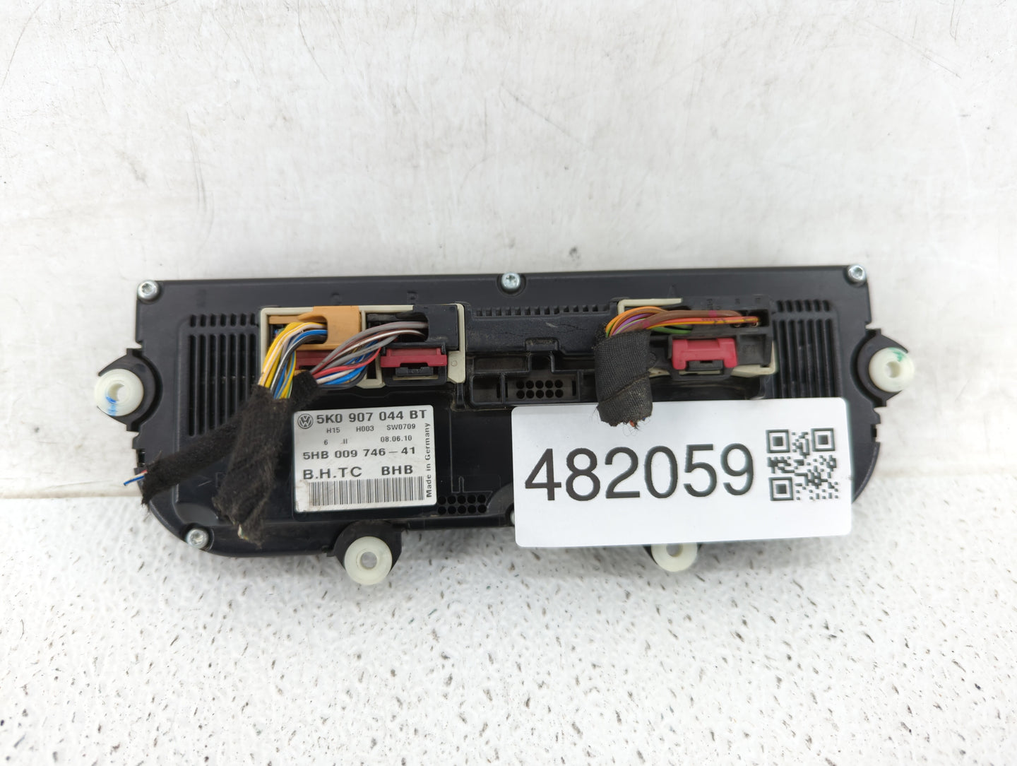 2010-2011 Volkswagen Gti Climate Control Module Temperature AC/Heater Replacement P/N:3C8 907 336AJ 5K0 907 044 BT Fits OEM 