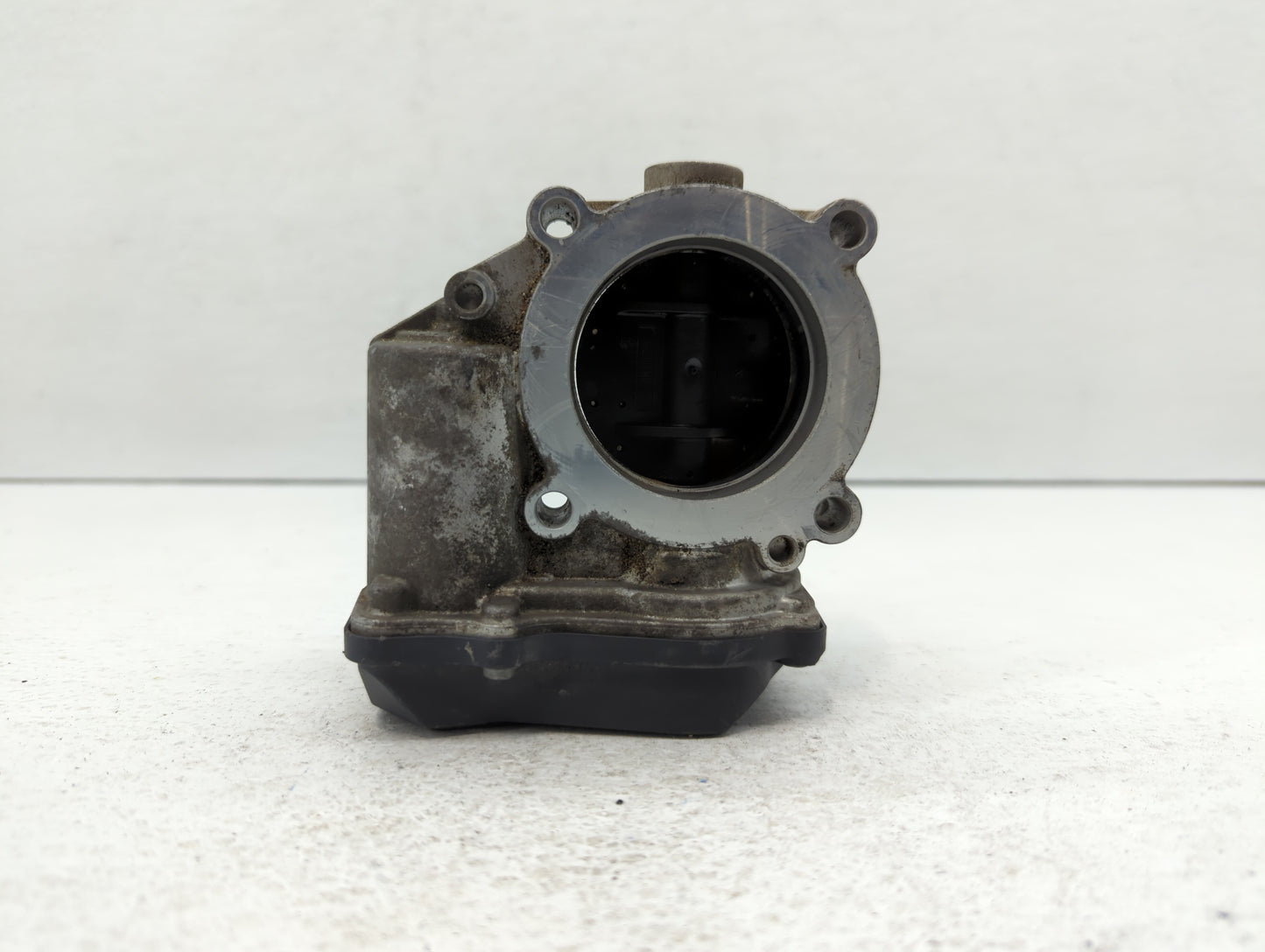 2006-2019 Volkswagen Gti Throttle Body P/N:06F 133 062 Q Fits OEM Used Auto Parts - Oemusedautoparts1.com