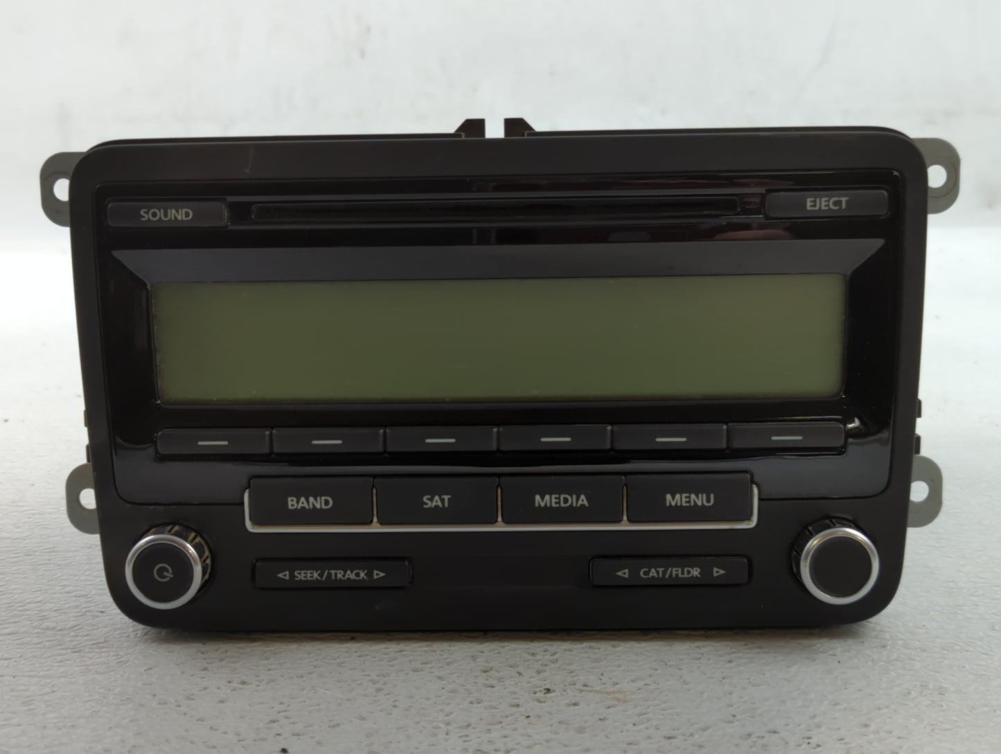 2010-2011 Volkswagen Gti Am Fm Cd Player Radio Receiver - Oemusedautoparts1.com