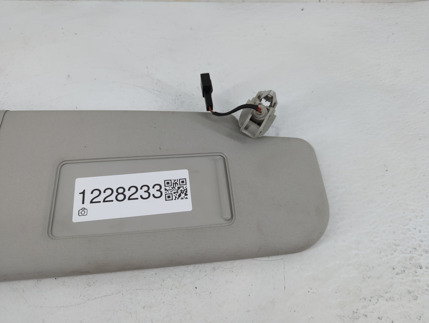 2011-2018 Volkswagen Jetta Sun Visor Shade Replacement Passenger Right Mirror Fits Fits 2011 2012 2013 2014 2015 2016 2017 2