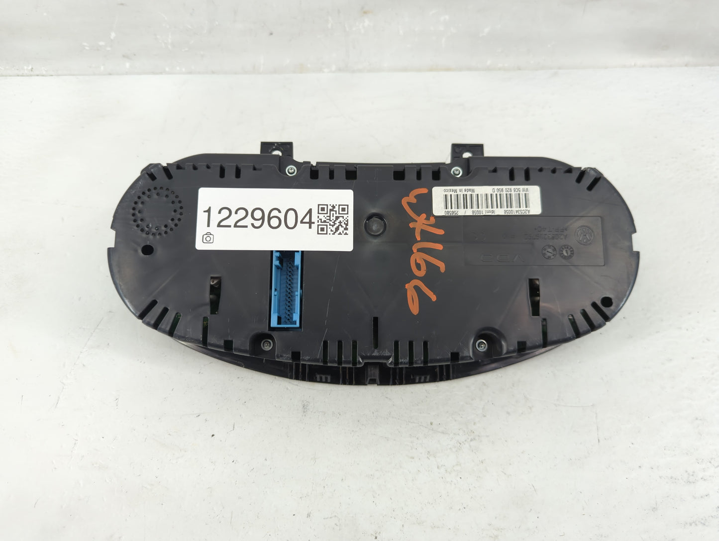 2011-2012 Volkswagen Jetta Instrument Cluster Speedometer Gauges Fits Fits 2011 2012 OEM Used Auto Parts - Oemusedautoparts1
