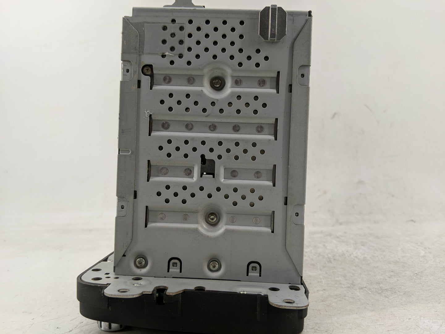 2011 Volkswagen Jetta Radio AM FM Cd Player Receiver Replacement P/N:1K0 035 164 A Fits OEM Used Auto Parts - Oemusedautopar