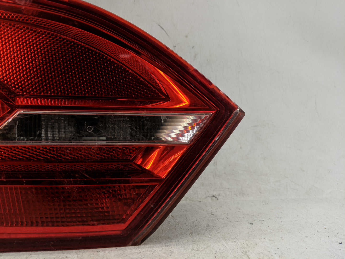 2011 Volkswagen Jetta Driver Left Side Deck Lid Mounted Tail Light - Oemusedautoparts1.com