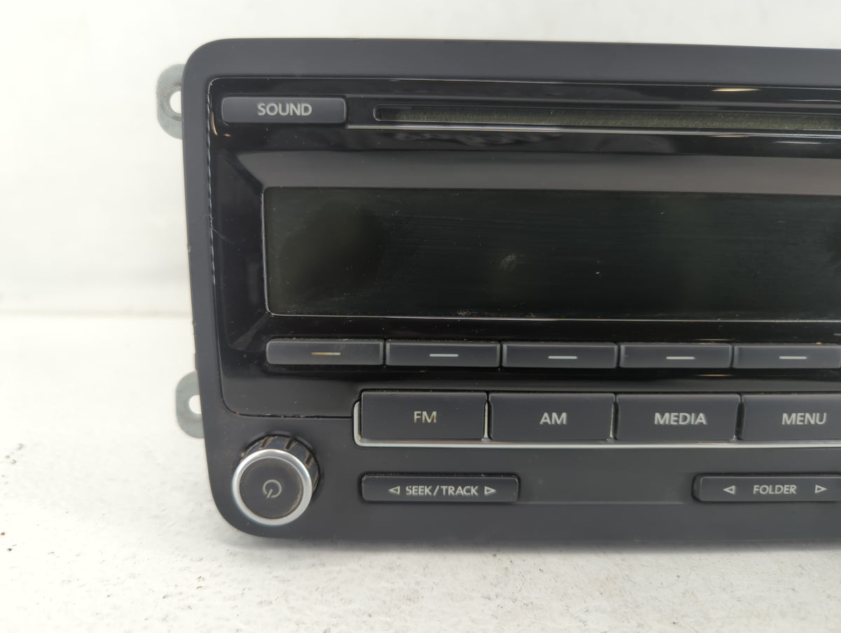 2011-2014 Volkswagen Jetta Am Fm Cd Player Radio Receiver 129388 - Oemusedautoparts1.com