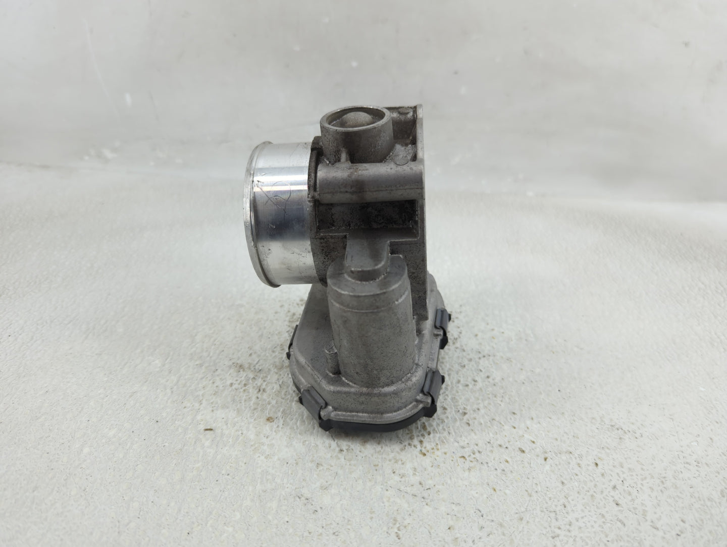 2006-2019 Volkswagen Jetta Throttle Body P/N:F101A-0261 Fits OEM Used Auto Parts - Oemusedautoparts1.com