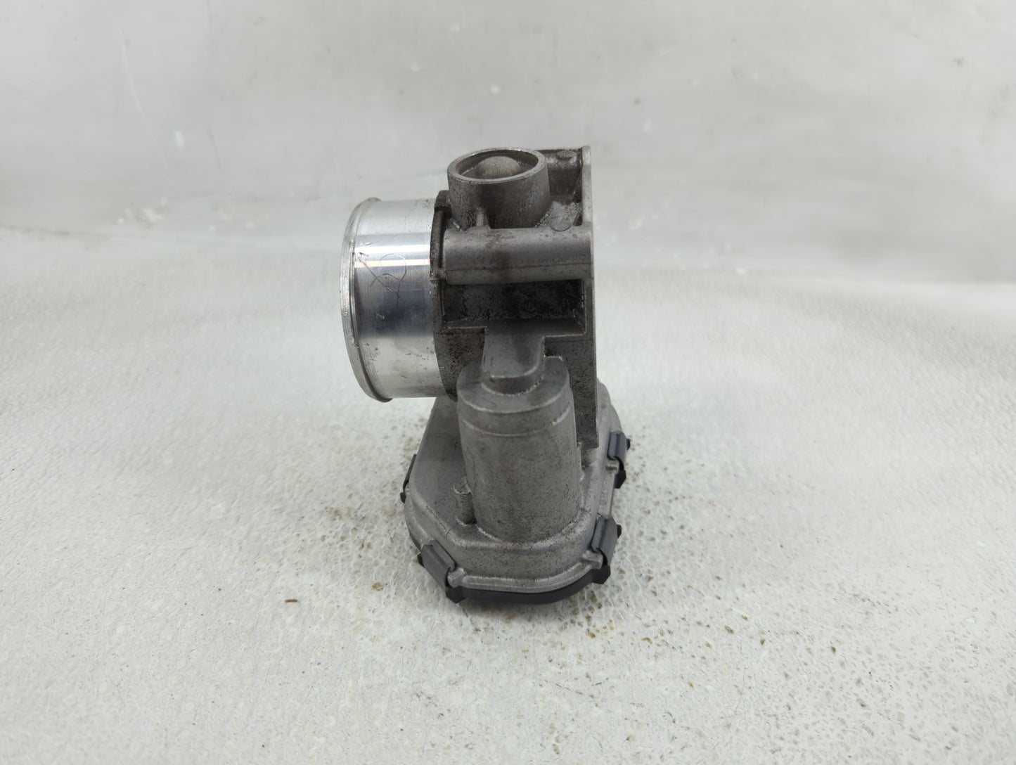 2006-2019 Volkswagen Jetta Throttle Body P/N:F101A-0261 Fits OEM Used Auto Parts - Oemusedautoparts1.com