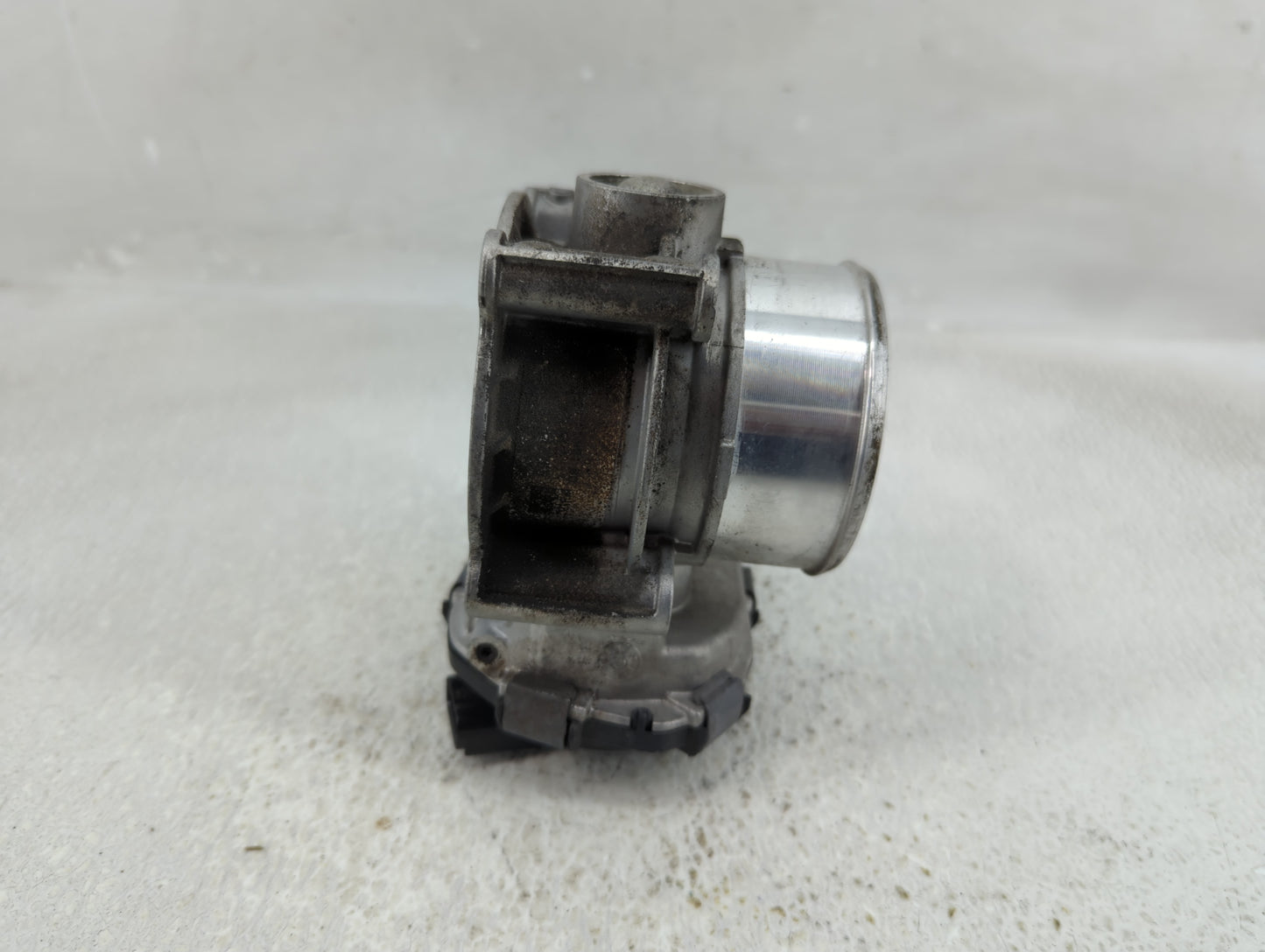 2006-2019 Volkswagen Jetta Throttle Body P/N:F101A-0261 Fits OEM Used Auto Parts - Oemusedautoparts1.com