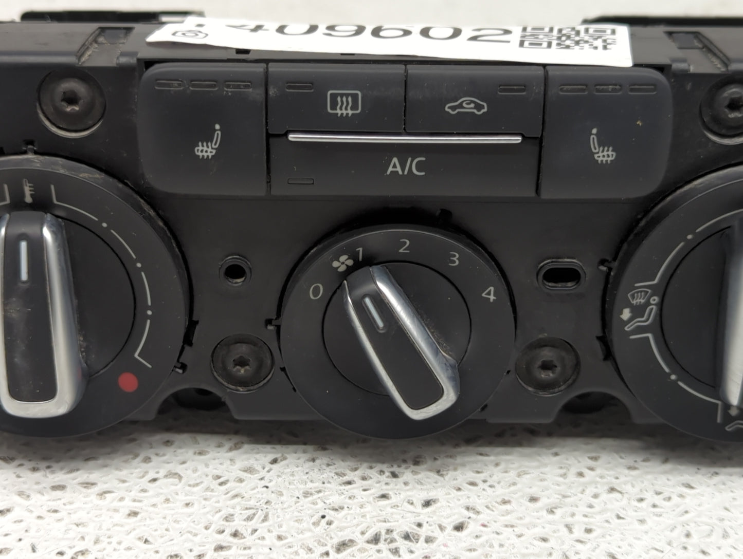 2011-2014 Volkswagen Jetta Climate Control Module Temperature AC/Heater Replacement P/N:5C1819045 Fits Fits 2011 2012 2013 2