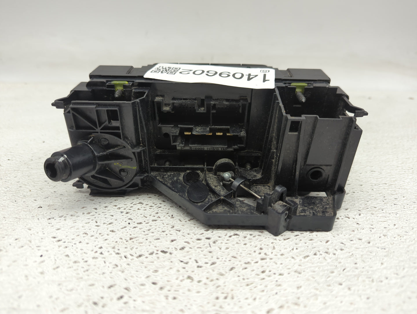 2011-2014 Volkswagen Jetta Climate Control Module Temperature AC/Heater Replacement P/N:5C1819045 Fits Fits 2011 2012 2013 2