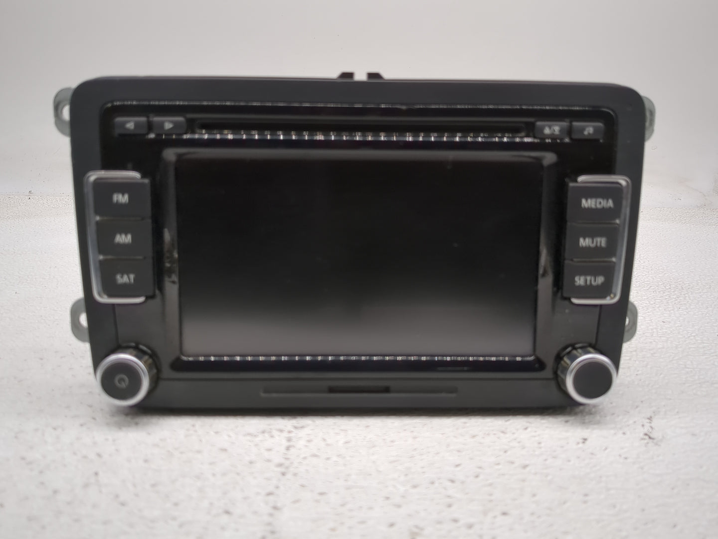 2010-2017 Volkswagen Jetta Radio AM FM Cd Player Receiver Replacement P/N:1K0 035 180 AC Fits OEM Used Auto Parts - Oemuseda