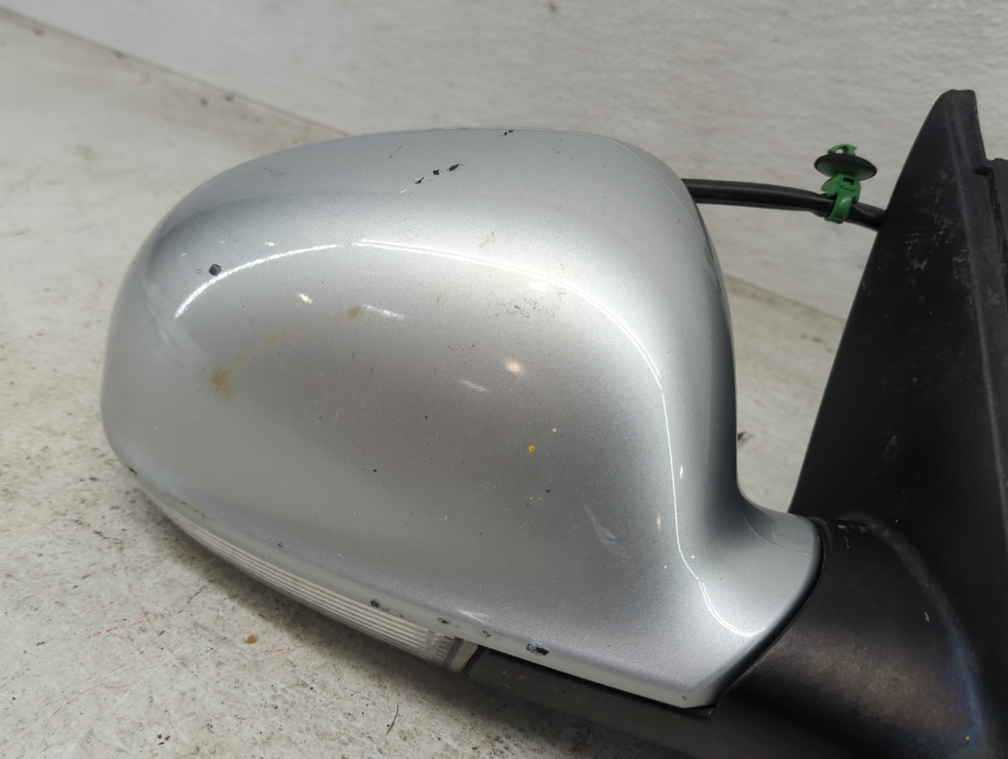 2009-2014 Volkswagen Jetta Passenger Side View Mirror - Right Door Mirror OEM Used - Oemusedautoparts1.com